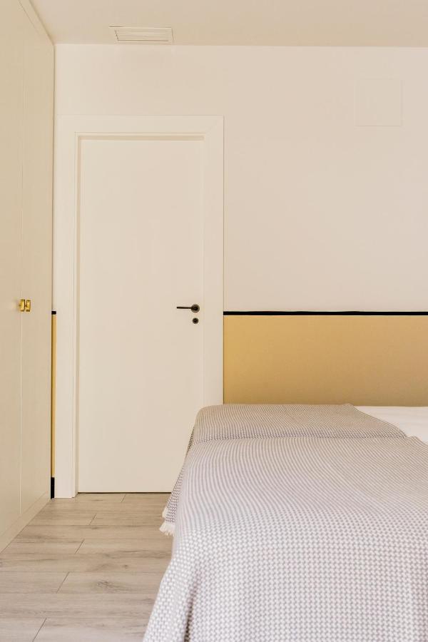 Pasaje Zamora Apartamentos セビリア エクステリア 写真